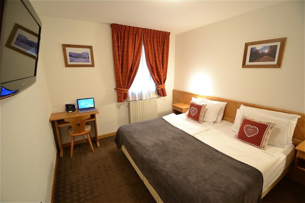 Hotel Piccolo Tibet Livigno Phòng bức ảnh
