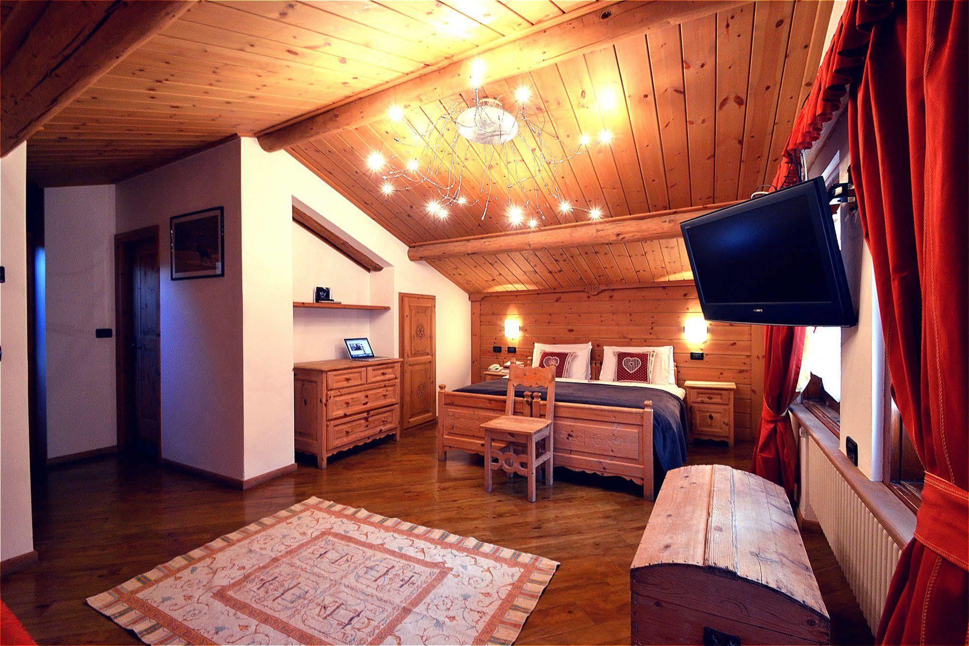 Hotel Piccolo Tibet Livigno Ngoại thất bức ảnh